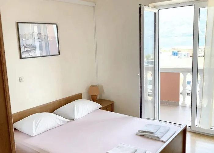 Апартаменты Cosy In 34 M² + View